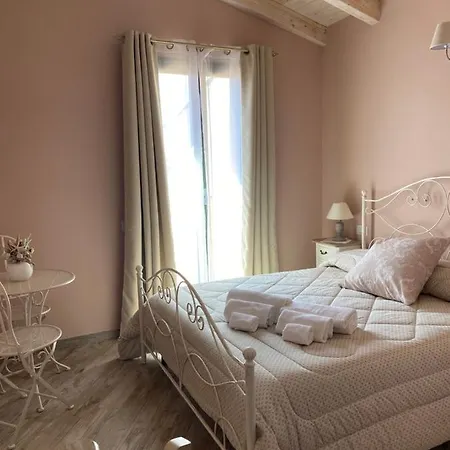 La Soffitta Di Emmasofia Bed and breakfast