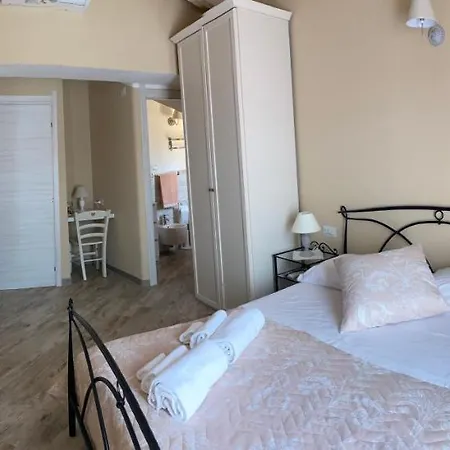 La Soffitta Di Emmasofia 4*