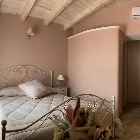 La Soffitta Di Emmasofia Bed & Breakfast