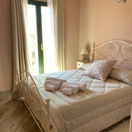 Couette-café La Soffitta Di Emmasofia 4*