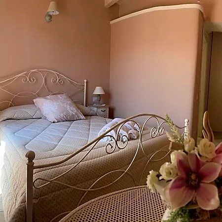 La Soffitta Di Emmasofia Bed & Breakfast