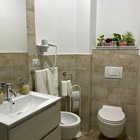 La Soffitta Di Emmasofia Frühstückspension San Vito (Sardinia)