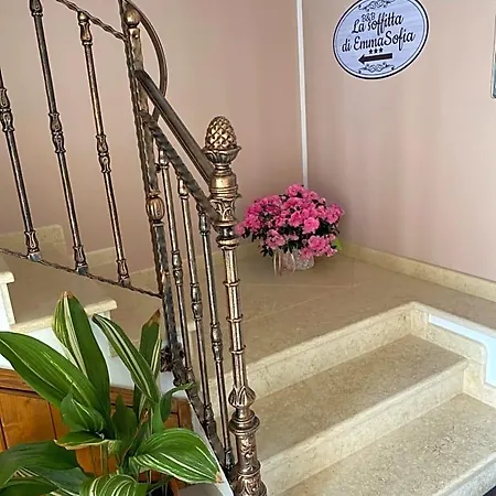 La Soffitta Di Emmasofia Bed & Breakfast 4*